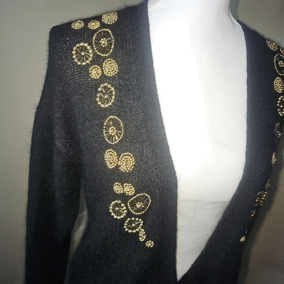 Vintage 1980s Cezanne Black Silk Angora Quiet Luxury Beaded Old Money Cardigan - Picture 7 of 16